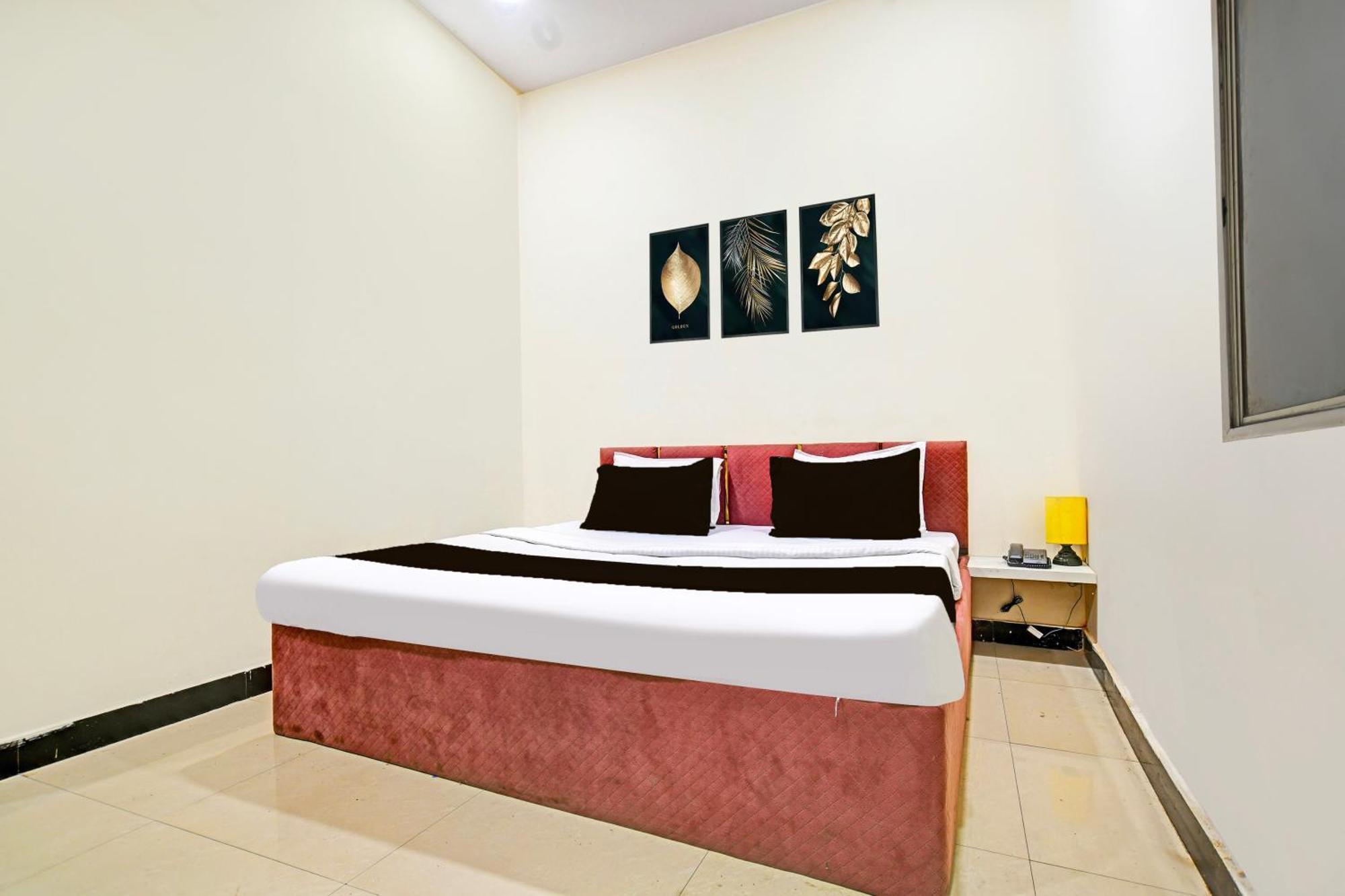 Super Hotel O Hanuman Naka Ujjain Formerly Krishna Palace Екстер'єр фото