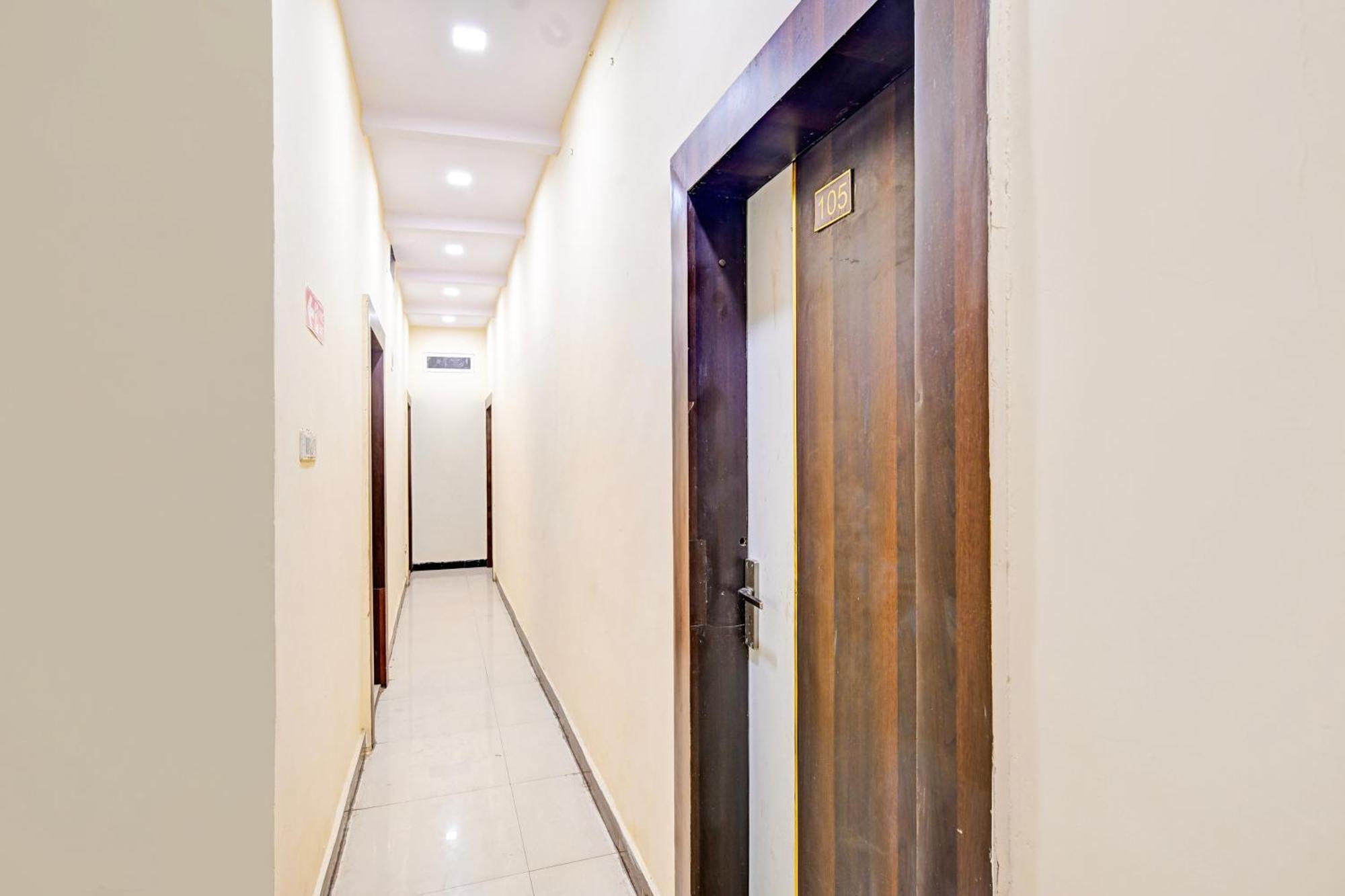 Super Hotel O Hanuman Naka Ujjain Formerly Krishna Palace Екстер'єр фото