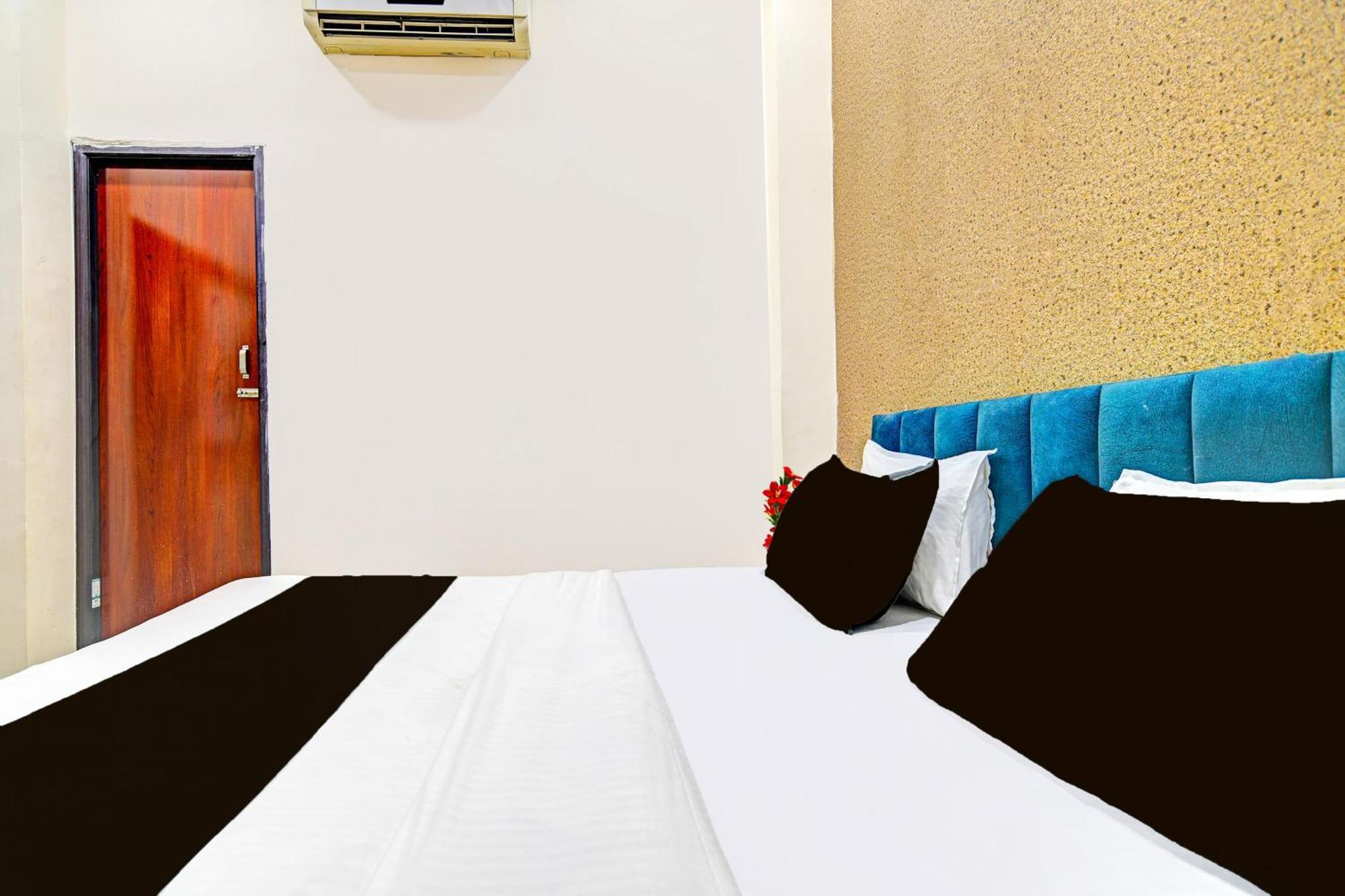 Super Hotel O Hanuman Naka Ujjain Formerly Krishna Palace Екстер'єр фото