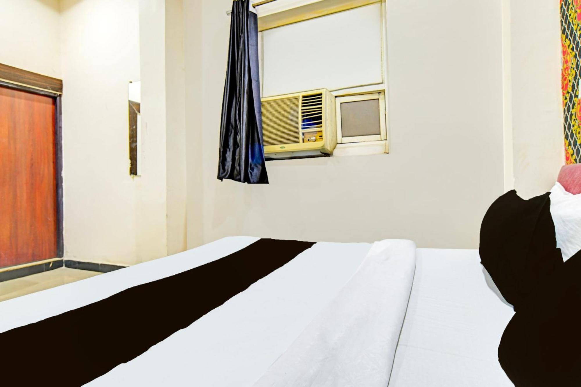 Super Hotel O Hanuman Naka Ujjain Formerly Krishna Palace Екстер'єр фото